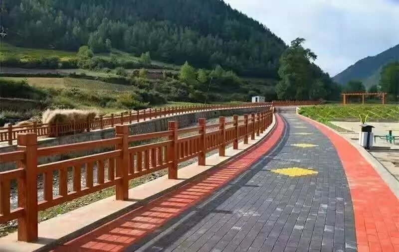 1.8米仿木護欄  (4).jpg