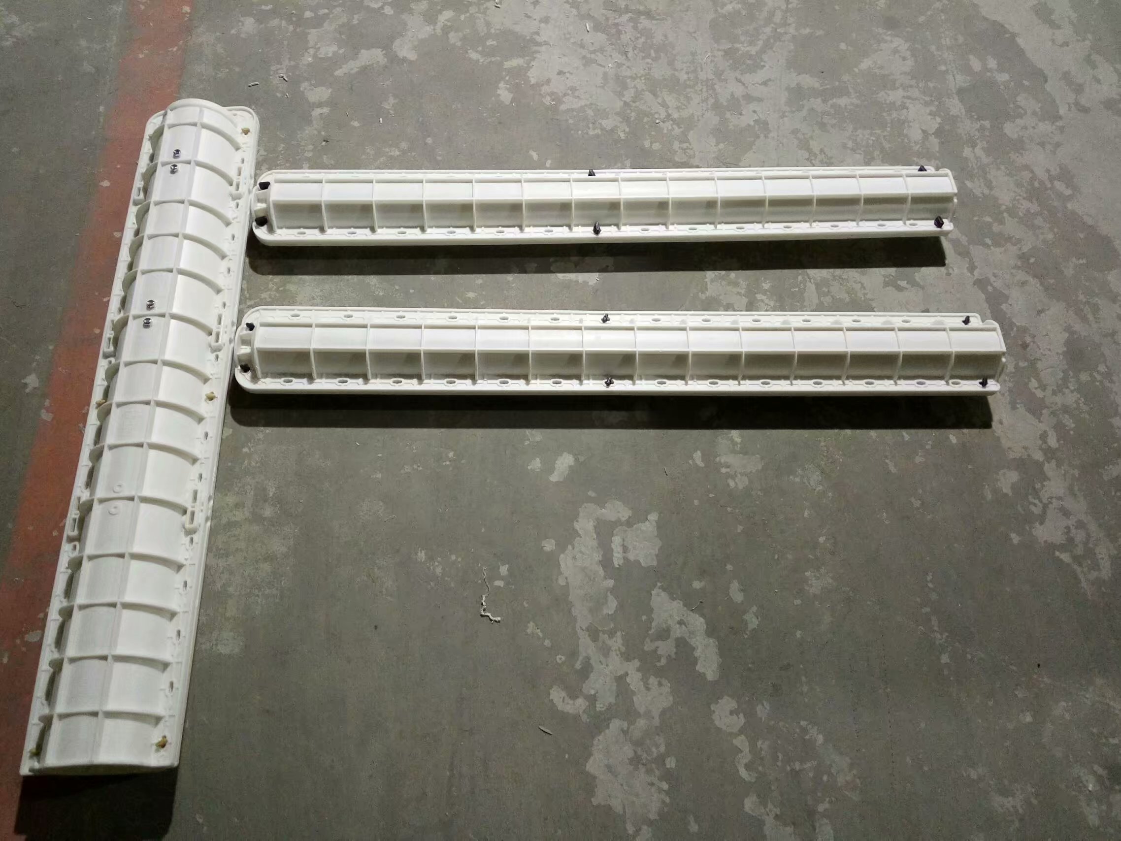 仿樹皮兩扶手護欄（lán） (2).jpg