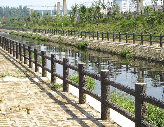 仿樹（shù）皮（pí）兩扶手護欄 (9).jpg