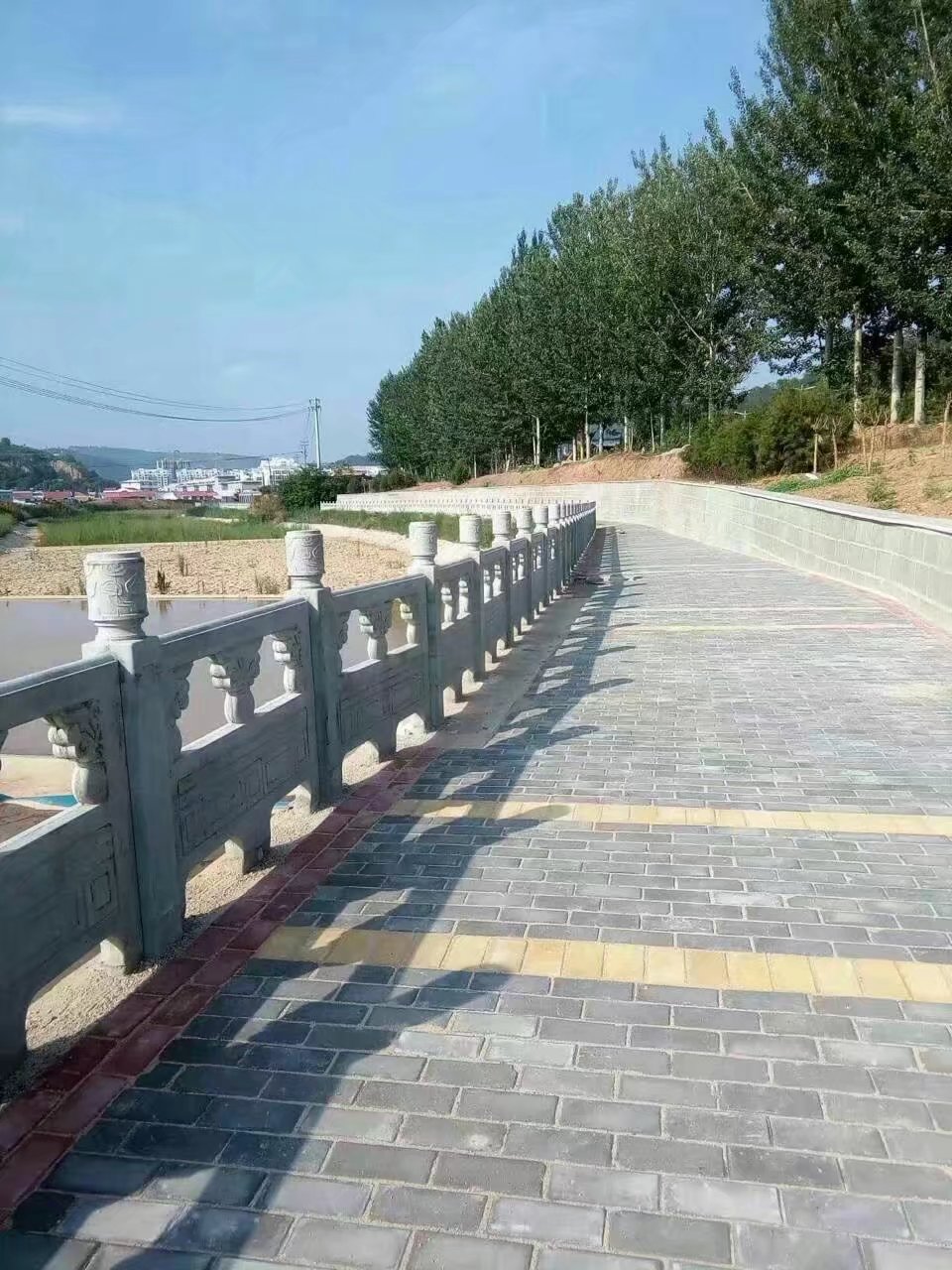 1.6米雕花河堤（dī）護（hù）欄  (17).jpg