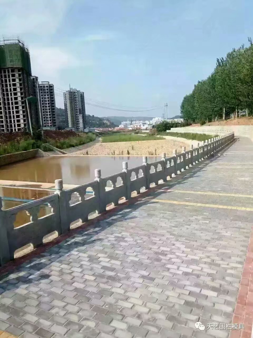 1.6米雕花河堤護欄  (8).jpg