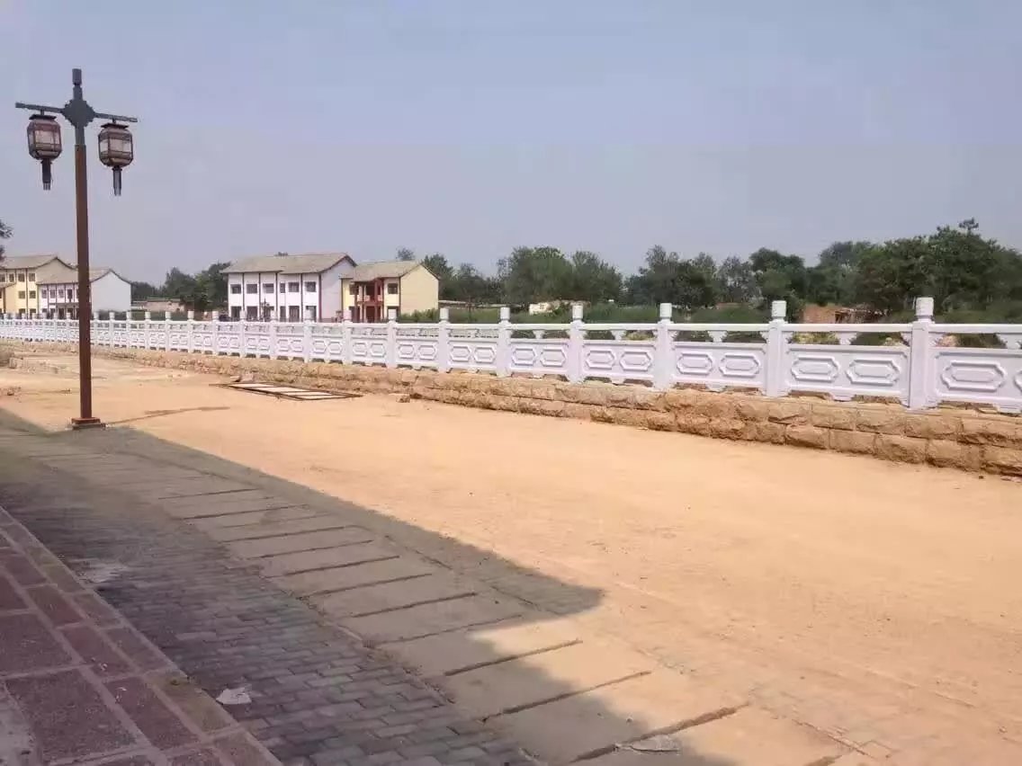 1.9米雕（diāo）花河堤護欄 (3).jpg
