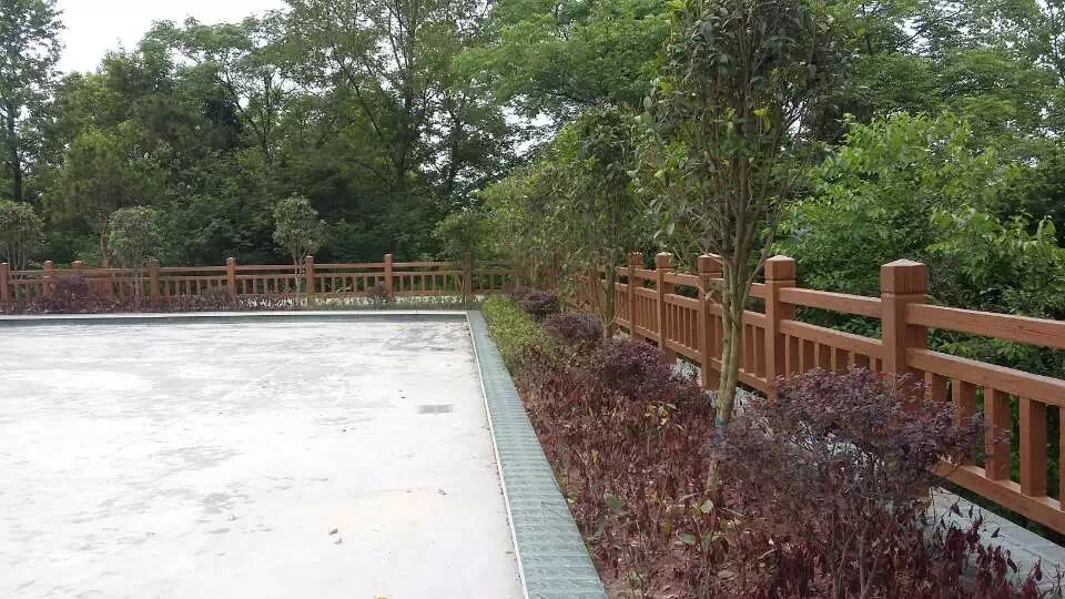 1.8米仿木護欄  (12).JPG