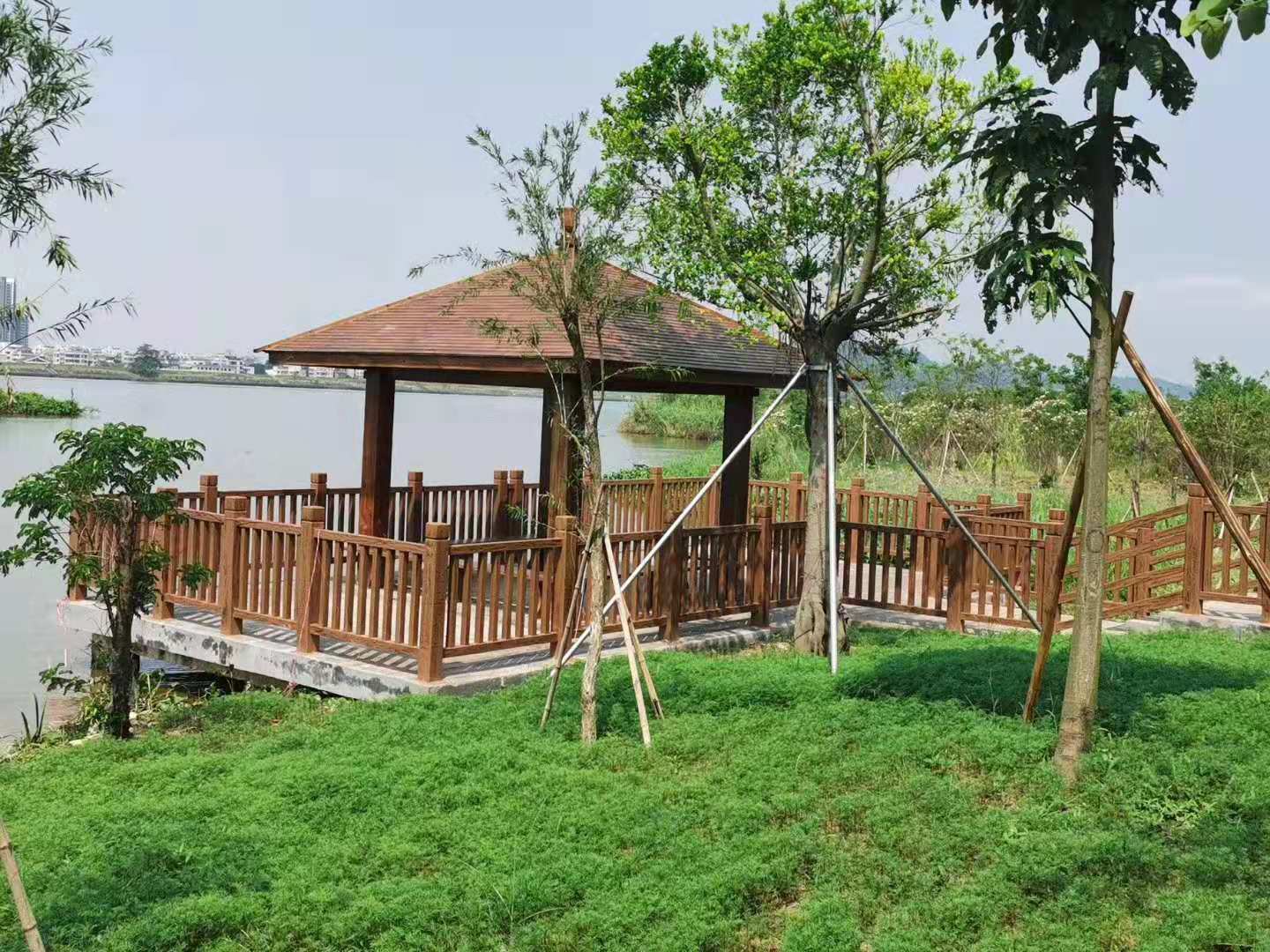 欄板（bǎn）款仿木護（hù）欄 (6).jpg