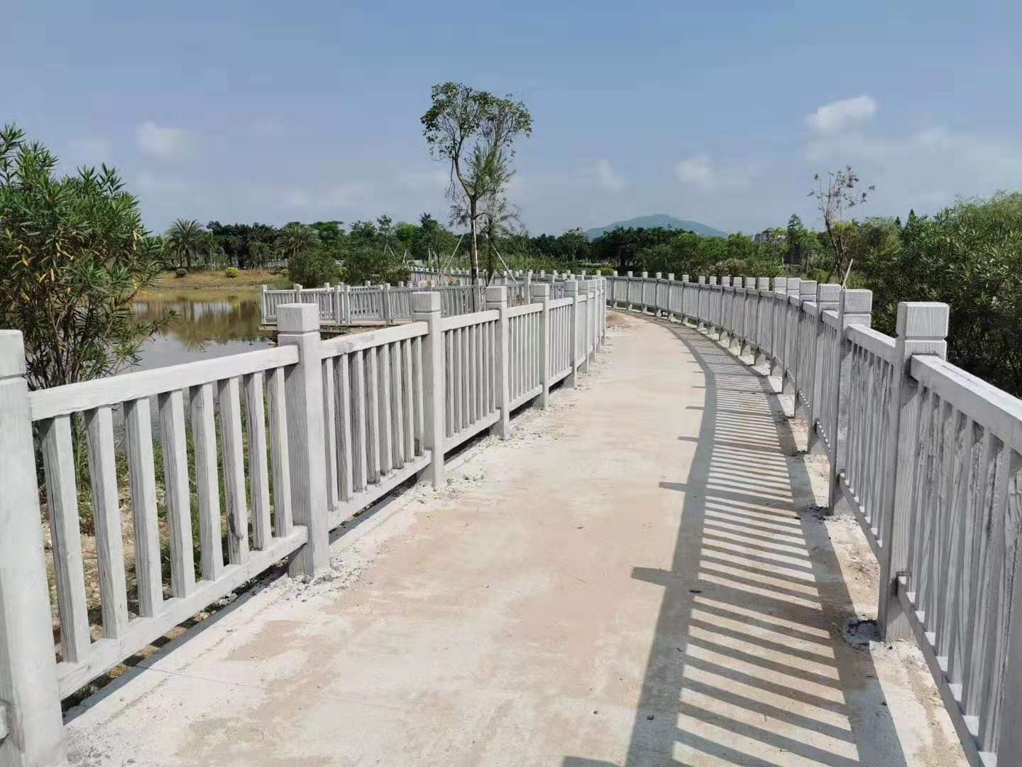 欄板款仿木護（hù）欄 (4).jpg