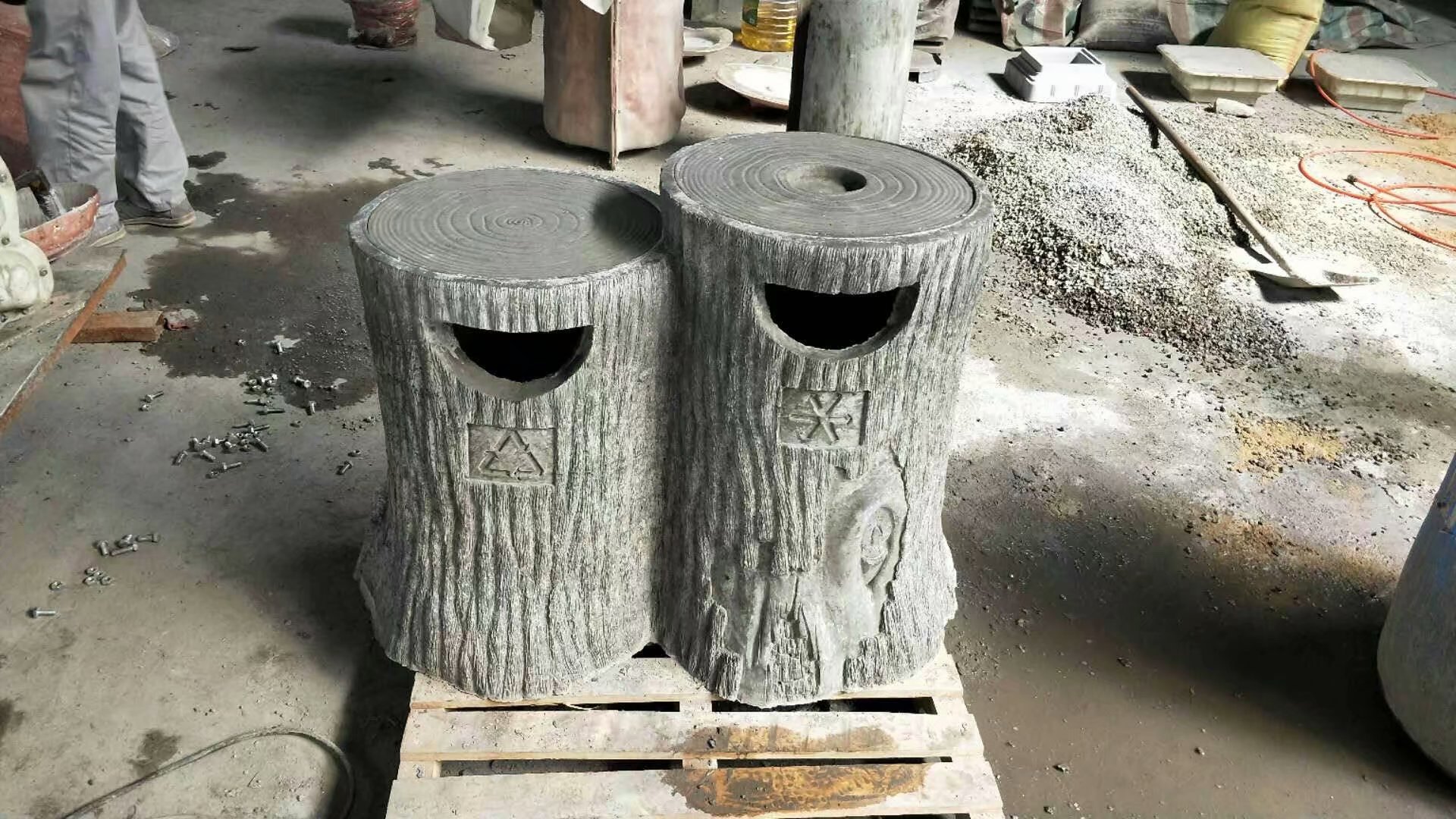 仿（fǎng）木雙桶果皮箱 (4).jpg